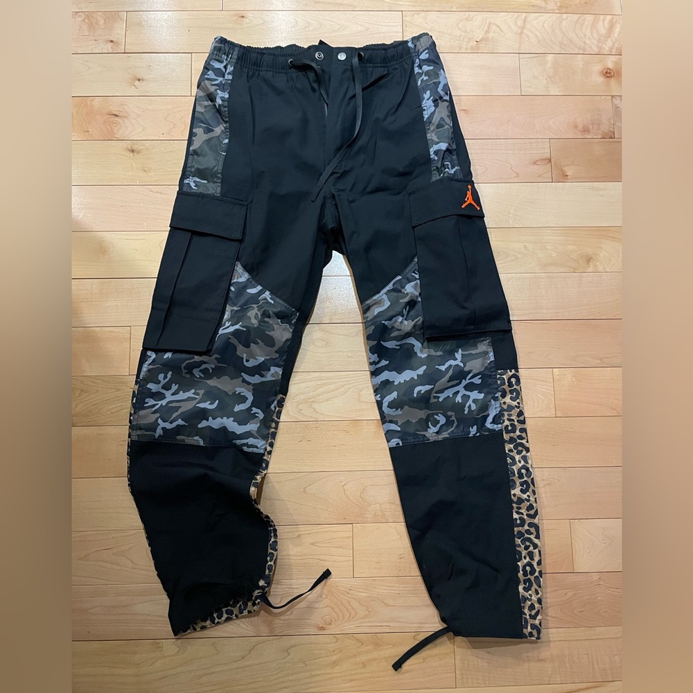 JORDAN BRAND CARGO PANTS 2018 RARE SMALL LOOSE FIT BRAND NEW WITH TAGS